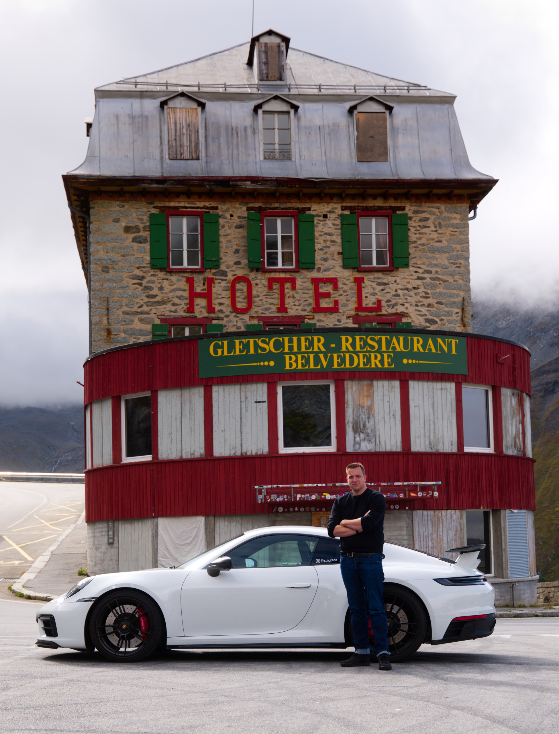 Benjamin Aunkofer lives in Switzerland and enjoys the Swiss Alps Bergpass Streets